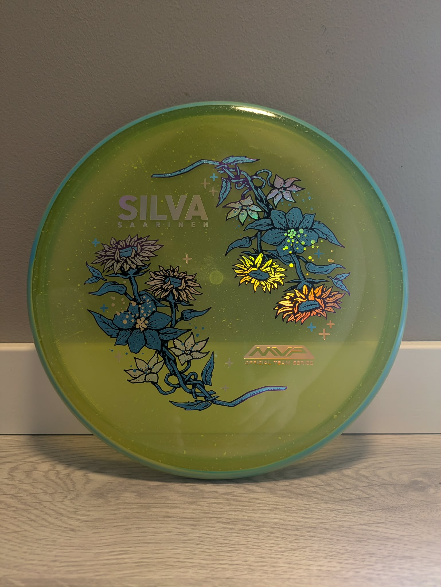 Particle Glow Proton Soft Proxy - Silva Saarinen